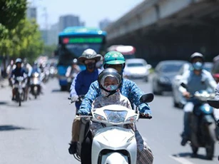 Các khu vực trên cả nước oi nóng, chiều tối mưa dông