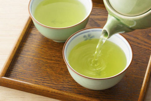 Một số đồ uống giúp giảm mỡ bụng