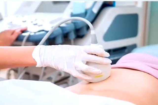 Khi nào có thể sinh con sau khi điều trị ung thư vú?