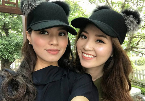 Tình bạn 10 năm của Thụy Vân - Ngọc Trinh: Thân tới mức gia đình tưởng nhầm người yêu