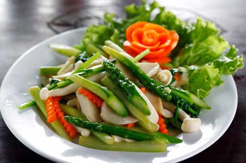 "Điểm mặt" những loại rau tuyệt đối không nên ăn sống, cẩn thận mang bệnh vào người