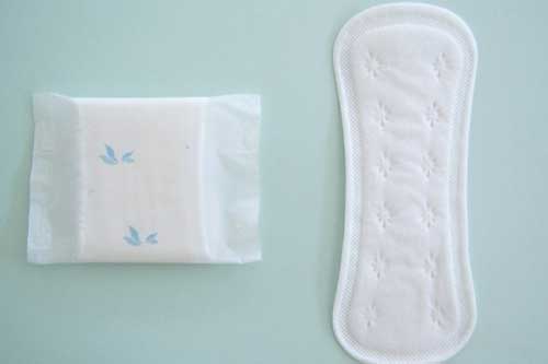 Chị em thường xuyên sử dụng băng vệ sinh hàng ngày có thể gặp bệnh nguy hiểm này