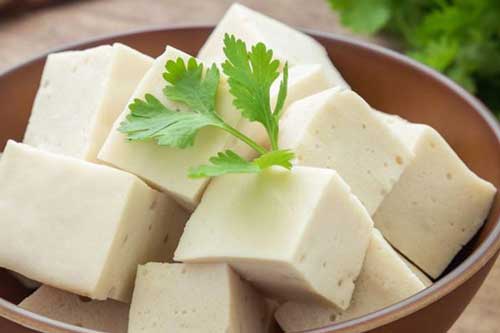 Không chỉ sữa, đây là những thực phẩm "rẻ tiền" giàu canxi giúp xương chắc khỏe ít ngờ đến