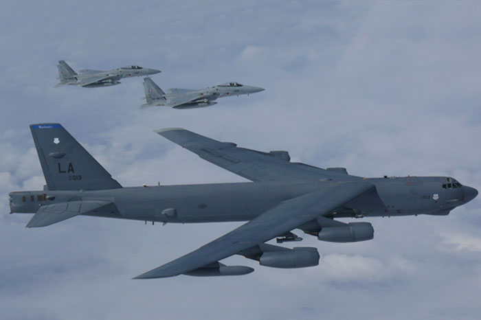 Phát hiện máy bay ném bom chiến lược B-52H của Mỹ xâm phạm không phận, Nga lập tức hành động