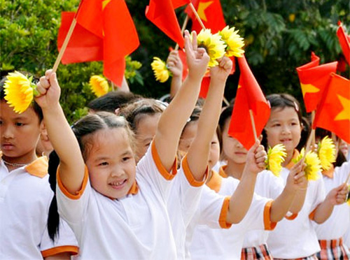 Cả nước nắng nóng trong ngày khai giảng năm học mới 2020-2021, đề phòng sốc nhiệt