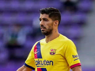 Chuyển nhượng: Messi ở lại Barca, Juventus 'ngậm ngùi' tính phương án thay Suarez