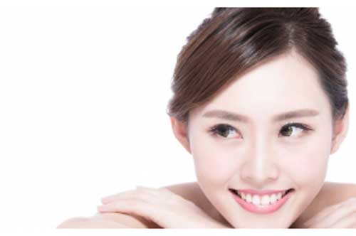 Mụn tự 'chui ra ầm ầm', da trắng nõn nà chỉ với 1 cốc bia vài nghìn đồng