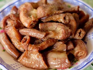 Đừng luộc, đây mới là cách chế biến lòng heo ngon mê mẩn, cả nhà tranh nhau gắp