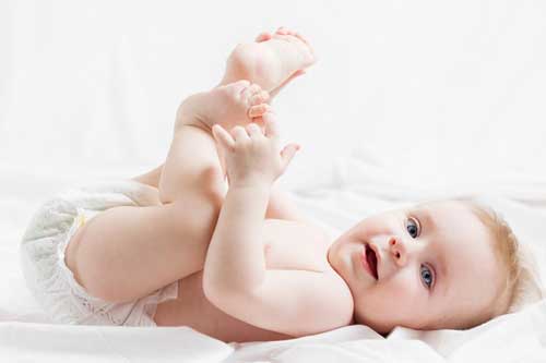 Trẻ có 3 dấu hiệu này mẹ nên ngừng việc đóng bỉm, tiếp tục sẽ lợi bất cập hai