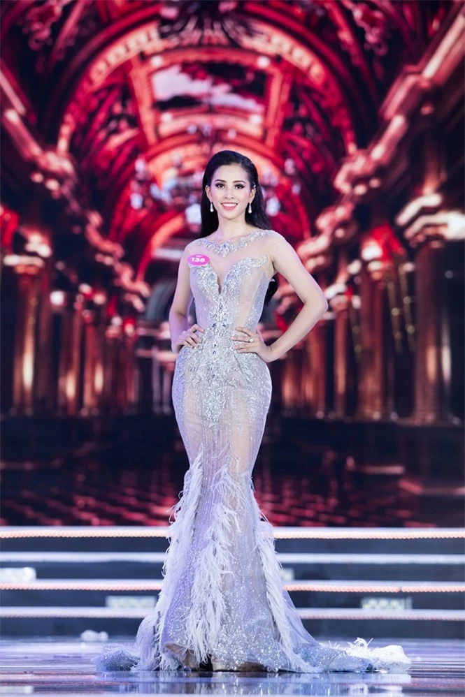 Hoa hậu Việt Nam 2018 Tiểu Vy trưởng thành thế nào sau 2 năm đăng quang? - ảnh 3
