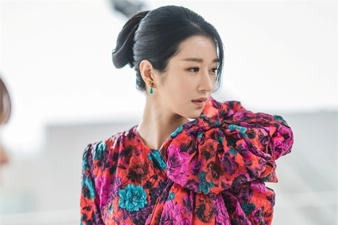 Nữ chính 'Điên thì có sao' Seo Ye Ji quá đẹp với khí chất đỉnh cao - ảnh 12