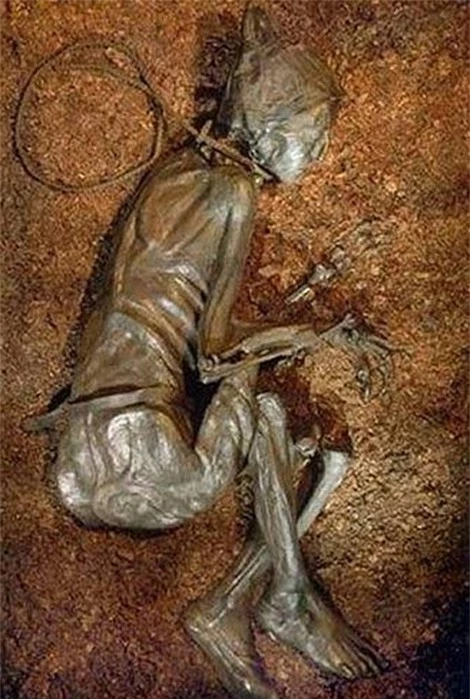 Xác ướp thuộc về một người đàn ông sống vào khoảng thế kỷ thứ 4 trước Công nguyên.