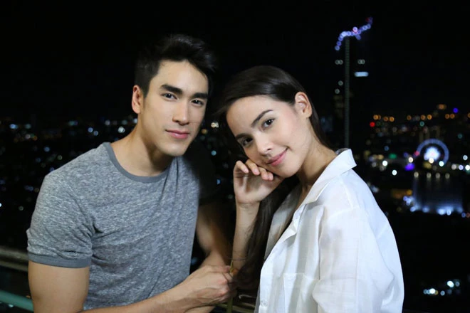 1. Nadech Kugimiya và Yaya Urassaya - 900.000 Baht (tương đương 586,8 triệu đồng).