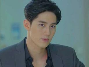 Nhận gói hàng từ một người vô danh, tôi điên đảo khi phát hiện bí mật "động trời" vợ cố tình giấu giếm suốt 3 năm qua