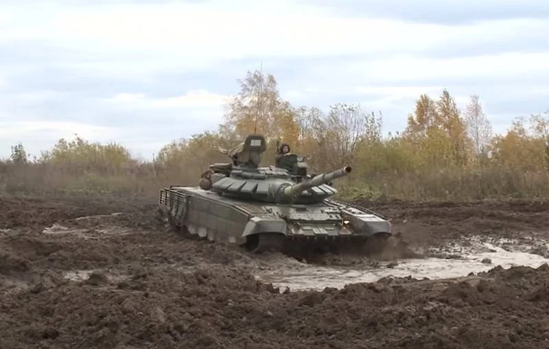 Nga sẽ nâng cấp toàn bộ số xe tăng T-72 còn lại lên chuẩn T-72B3M. Ảnh: TASS.