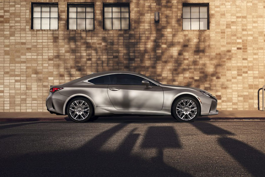 Lexus RC Coupe 2021 ra mắt: Thêm trang bị, phiên bản mới