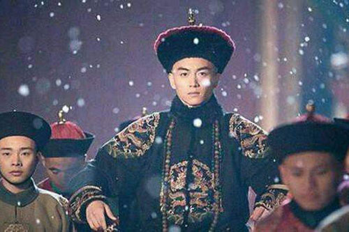 Bí ẩn vị hoàng tử được vua Khang Hy yêu quý nhất, từ bỏ cơ hội thành hoàng đế, sống thọ đến già