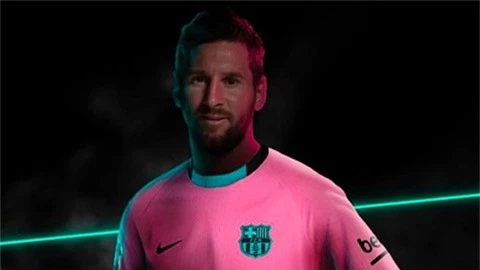 Barca bị nghi 'bóp miệng' Messi khi trình làng mẫu áo đấu siêu nữ tính