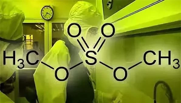 Dimethyl Sulfate (DMSO4), một loại khí cực độc và có thể thay thế cho vũ khí hóa học.