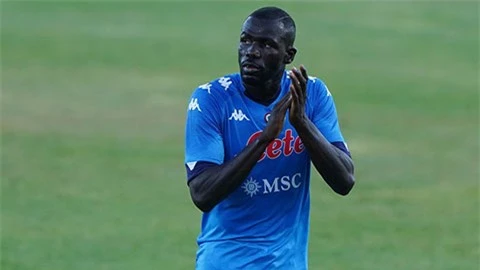 Đại diện Koulibaly có mặt ở Manchester