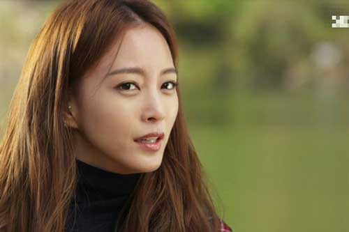 Con dâu mang bầu bé gái nhưng mẹ chồng liên tục mua đồ bé trai, tôi cay đắng bỏ nhà đi khi nghe bà tuyên bố lý do