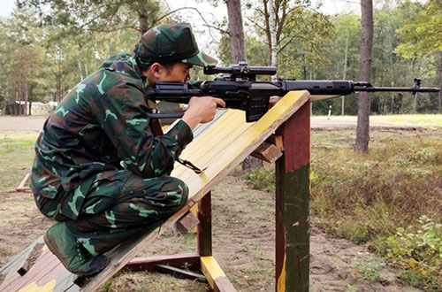 Súng trường bắn tỉa huyền thoại SVD Dragunov