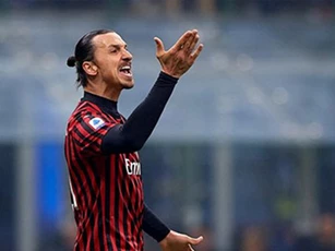 Ibrahimovic chỉ trích thậm tệ HLV ĐT Thụy Điển sau trận thua ĐT Pháp 0-1
