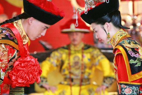 &#x110;i&#x1EC1;u &#xED;t bi&#x1EBF;t v&#x1EC1; l&#x1EDD;i nguy&#x1EC1;n Ph&#xF2; m&#xE3; d&#x1B0;&#x1EDB;i th&#x1EDD;i C&#xE0;n Long