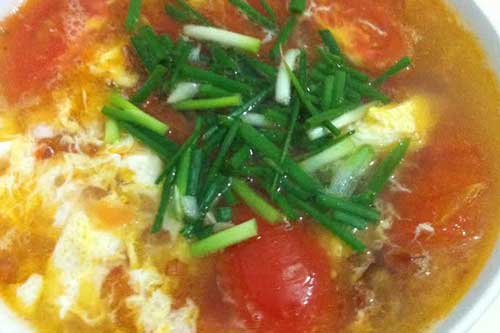 Canh trứng cà chua - món ăn ngon và "bổ hơn cả nhân sâm"