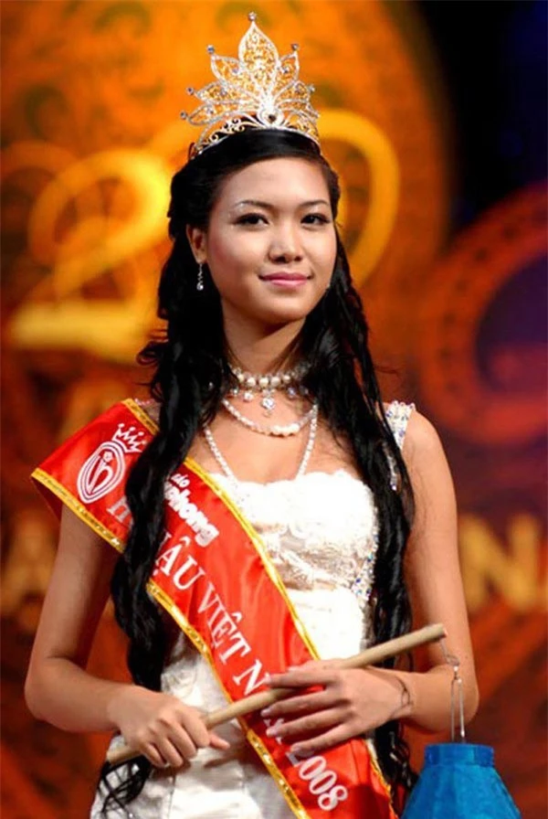 Top 3 Hoa hậu Việt Nam 2008 sau 12 năm: Người ở ẩn, người thăng hoa cả sự nghiệp lẫn hôn nhân - Ảnh 2.