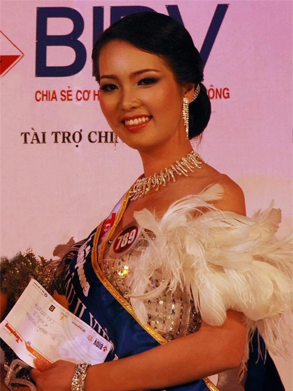 Top 3 Hoa hậu Việt Nam 2008 sau 12 năm: Người ở ẩn, người thăng hoa cả sự nghiệp lẫn hôn nhân - Ảnh 10.