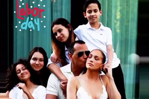 Jennifer Lopez và hôn phu sum vầy bên con