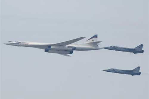 Báo Mỹ: Tu-160 là máy bay mạnh nhất thế giới