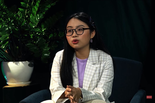 Phương Mỹ Chi kể chuyện hát ở đám ma khiến mẹ 'chết sững'