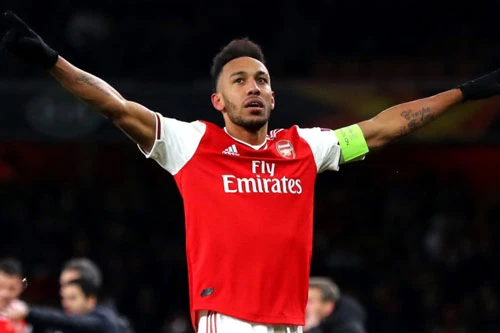 Tiền đạo cắm: Pierre-Emerick Aubameyang (Arsenal).