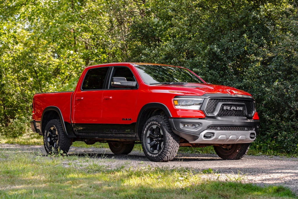 3. Ram Pick-up (doanh số: 283.891 chiếc).