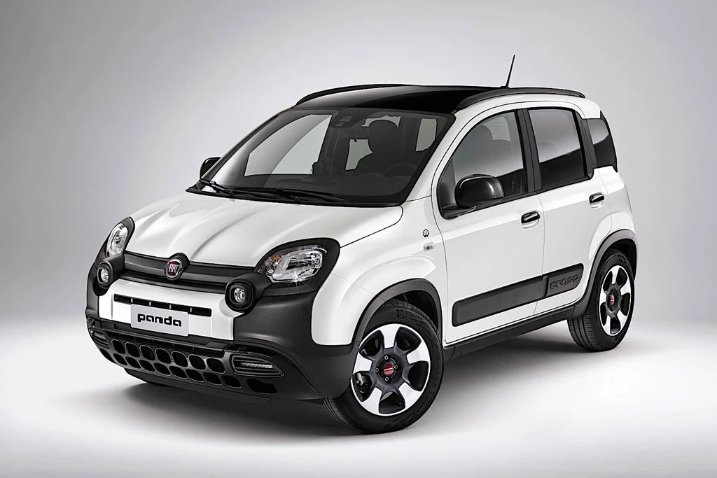 4. Fiat Panda (doanh số: 61.064 chiếc).