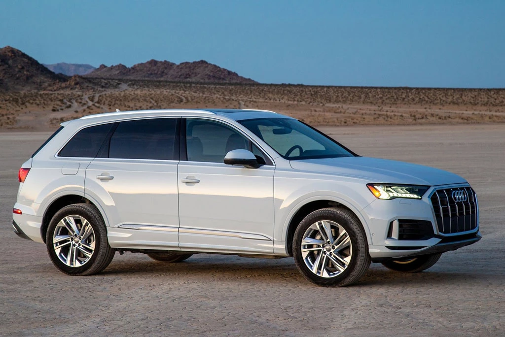 Audi Q7 2020. Audi Q7 2020.
