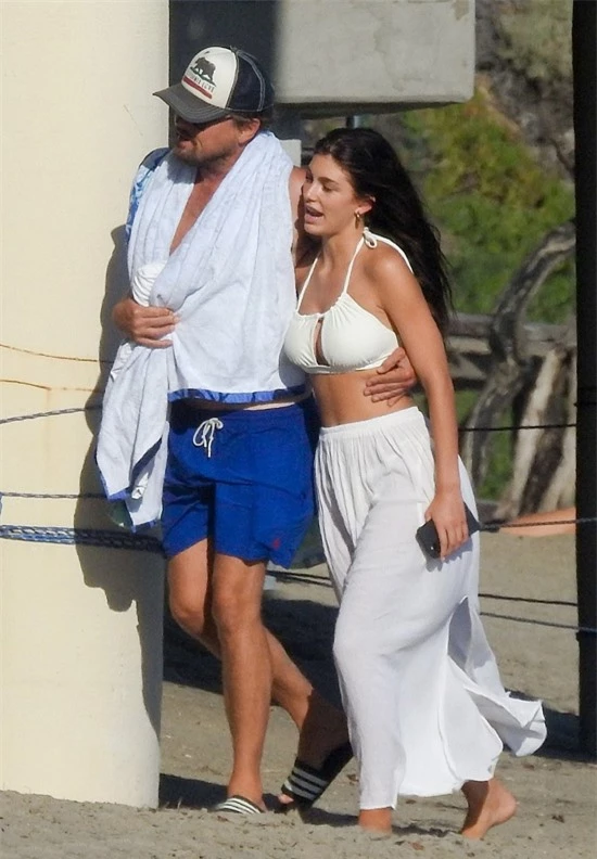 Leo và Camila trên biển Malibu ngày 7/9.
