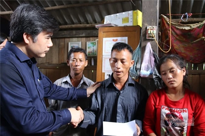 Nén nỗi đau mất con, người cha nói lời gan ruột về chuyện cổng trường