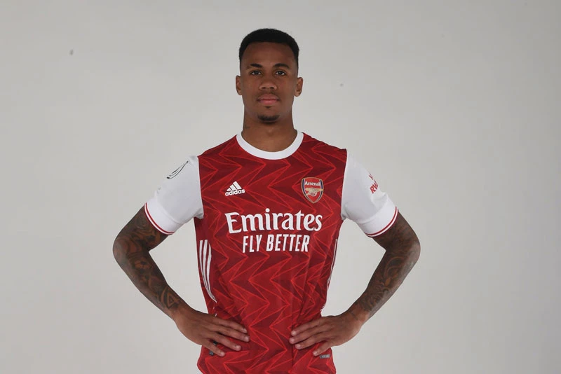 Trung vệ: Gabriel Magalhaes (Arsenal).