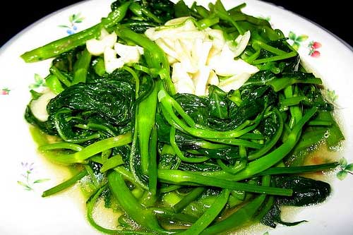 Ăn tỏi theo cách này cực kỳ nguy hiểm cho sức khoẻ cả nhà