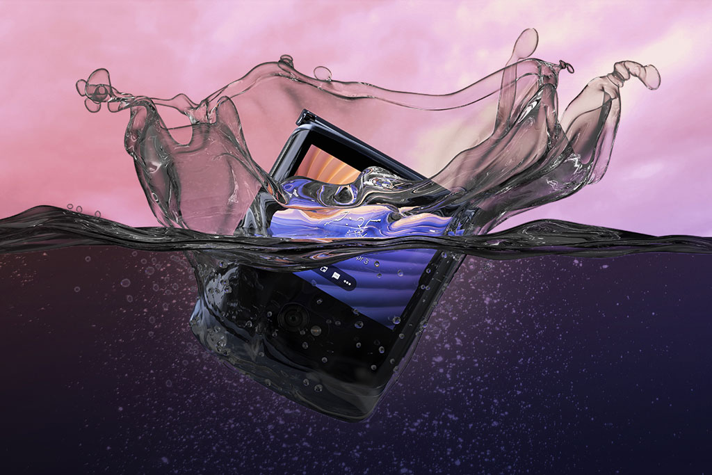 Cận cảnh smartphone chống nước, màn hình gập, chip S765G, RAM 8 GB, giá cao hơn iPhone 11 Pro Max