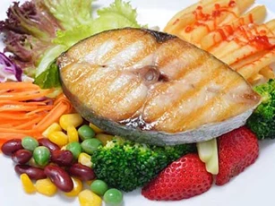 Những thói quen ăn cá có thể gây hại cho sức khỏe, nhất là điều thứ 2