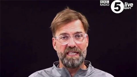 Klopp 'mỉa mai' cách chuyển nhượng của Chelsea và Man City