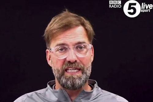 Klopp mỉa mai cách chuyển nhượng của Chelsea và Man City