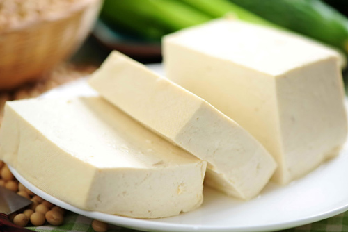 Mua đậu phụ về xuất hiện dấu hiệu nhiễm khuẩn, vứt đi ngay lập tức chớ dại đụng vào