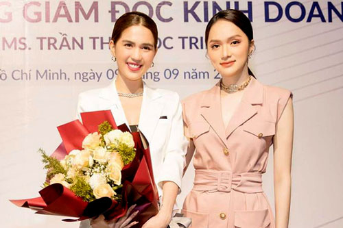 Ngọc Trinh lên chức Phó Tổng giám đốc