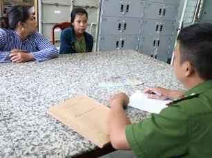 Tây Ninh: Đến thăm bạn trai, “tiện tay” trộm 30 chỉ vàng của hàng xóm