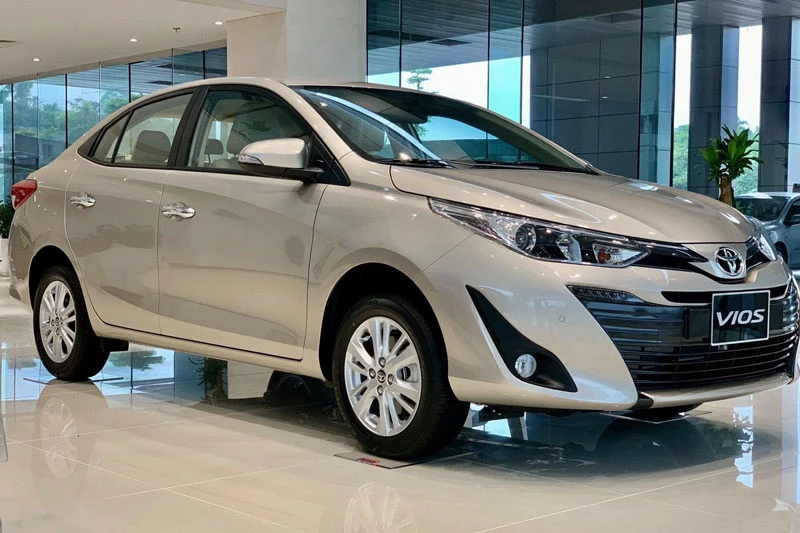 1. Toyota Vios (doanh số: 2.153 chiếc).